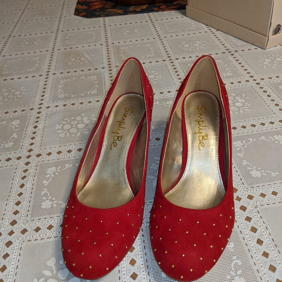 simply be shoes